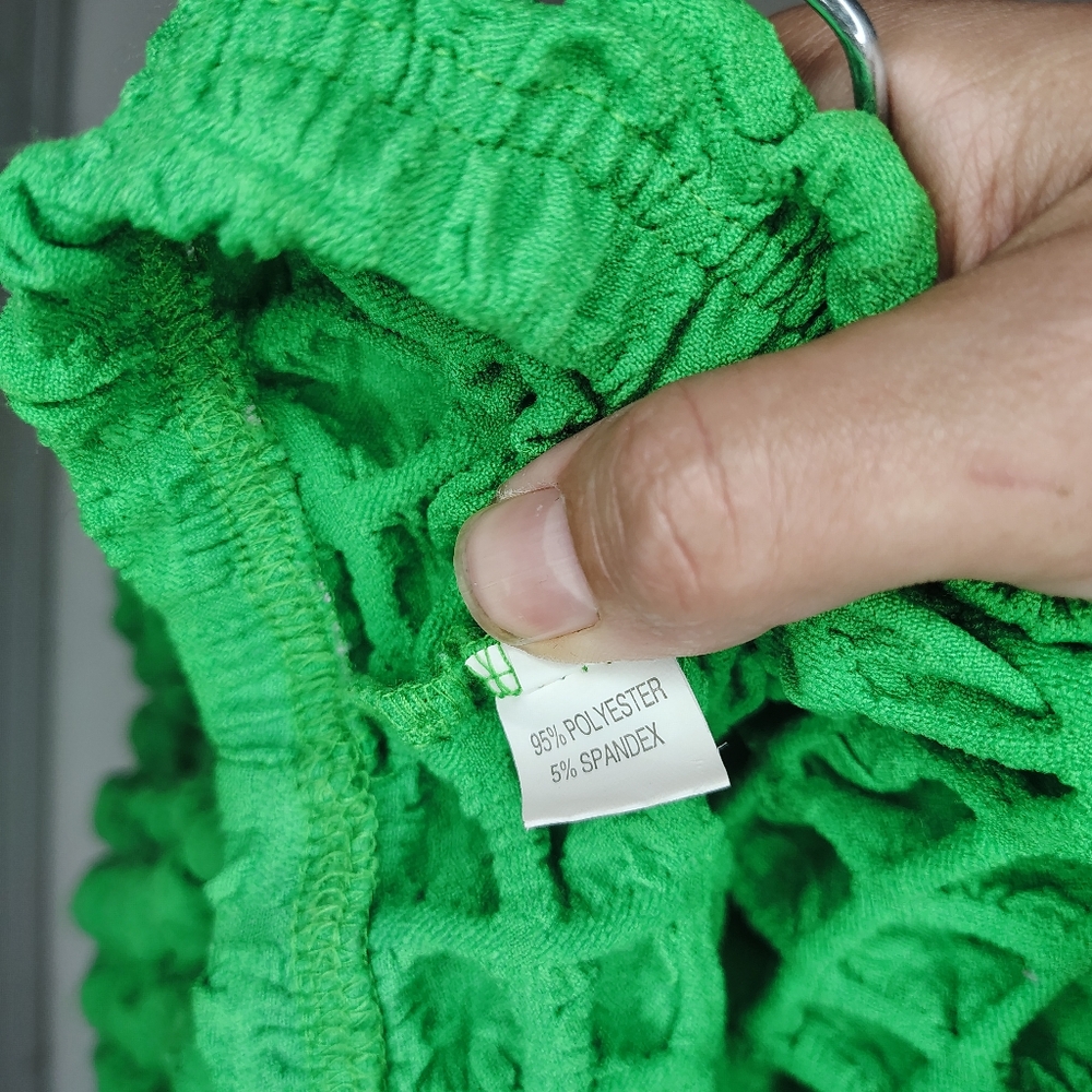 Cute And Flirty Two Piece Green Set Size XL - Picture 7 of 8